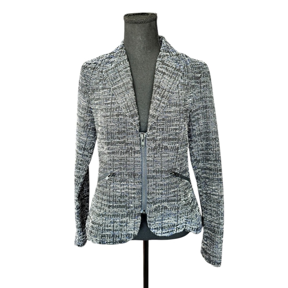 CAbi Tweed Zip Blazer Jacket Size 6 Black White Textured Career Chic Moto